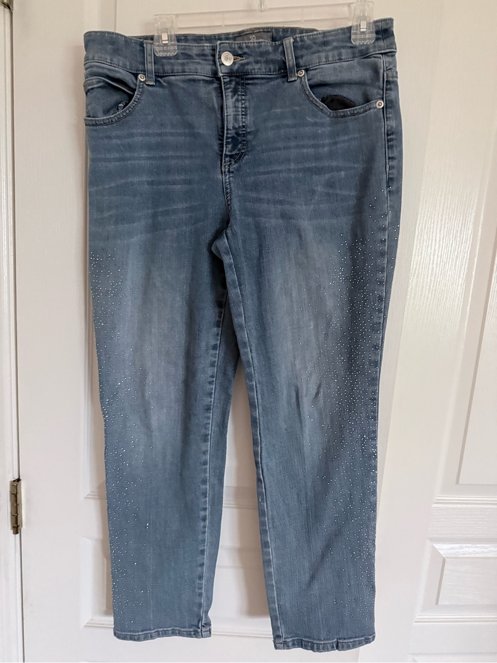 Chico's Rhinestone Girlfriend Ankle So Slimming Denim Jeans 1.5 / 10 Medium Wash